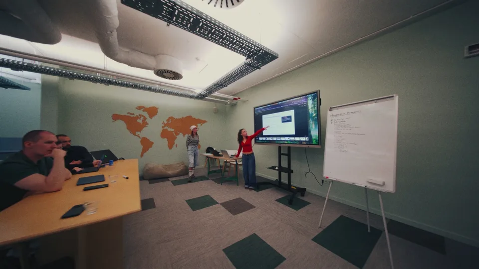 Discovered Labs — project image 1